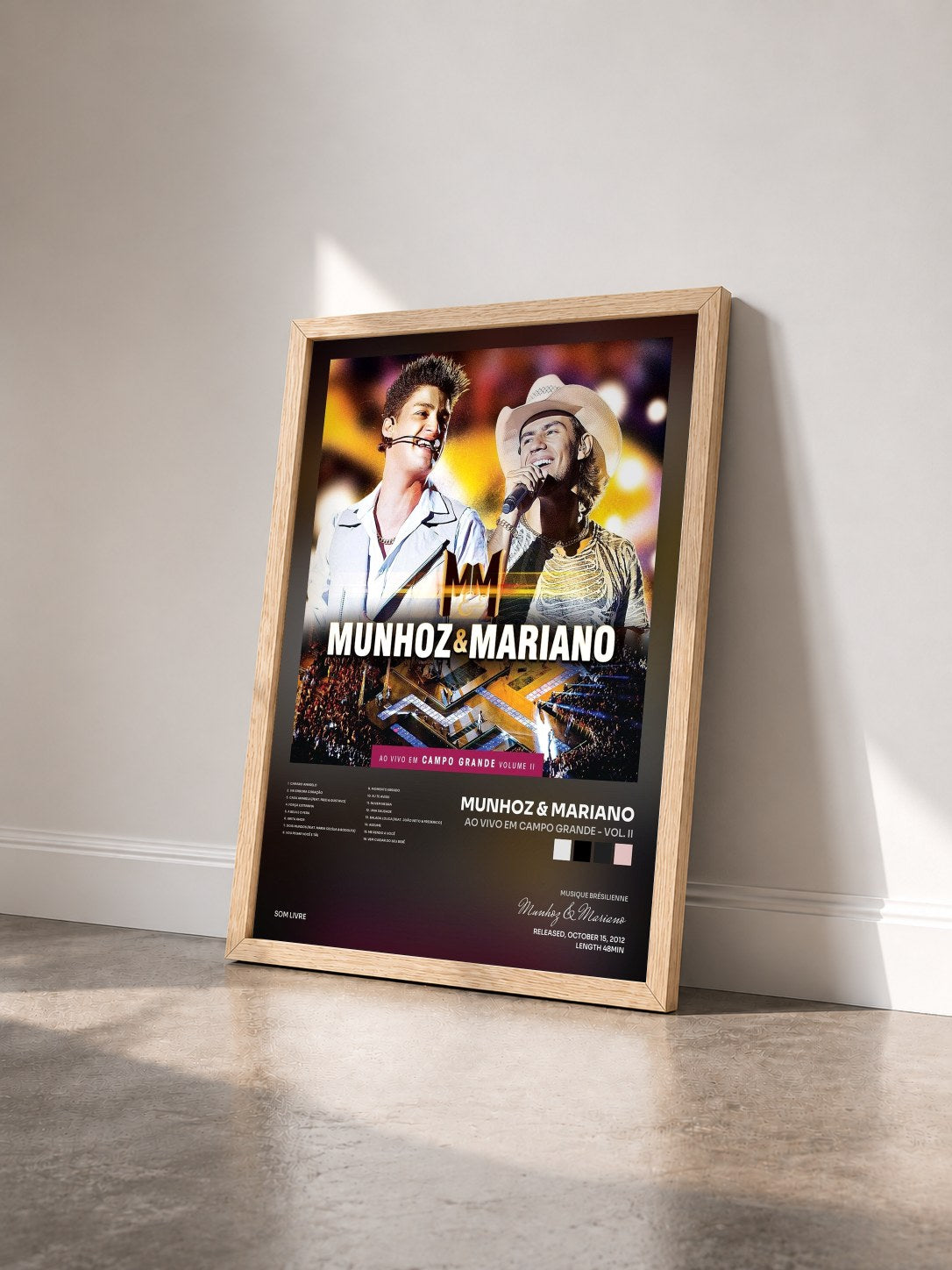 #bois Tableau de l'album Ao Vivo Em Campo Grande - Vol. II de Munhoz & Mariano vu de trois quarts, cadre en bois brut