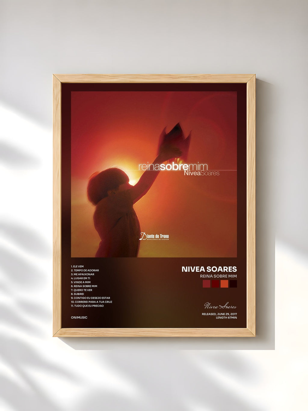 #bois Tableau de l'album Reina Sobre Mim de Nivea Soares, cadre en bois brut, imprimé et encadré en France