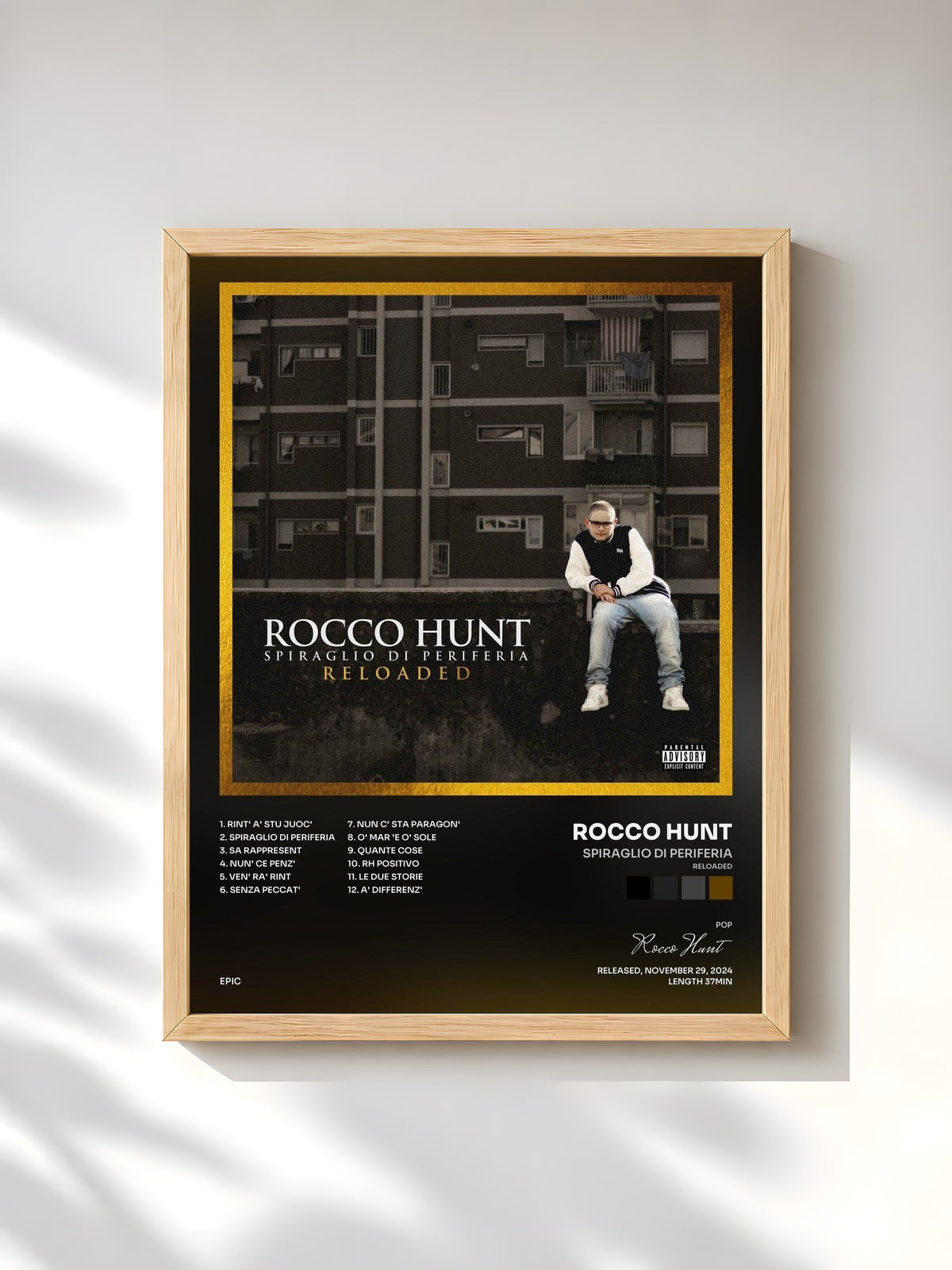 #bois Tableau de l'album SPIRAGLIO DI PERIFERIA (RELOADED) de Rocco Hunt, cadre en bois brut, imprimé et encadré en France