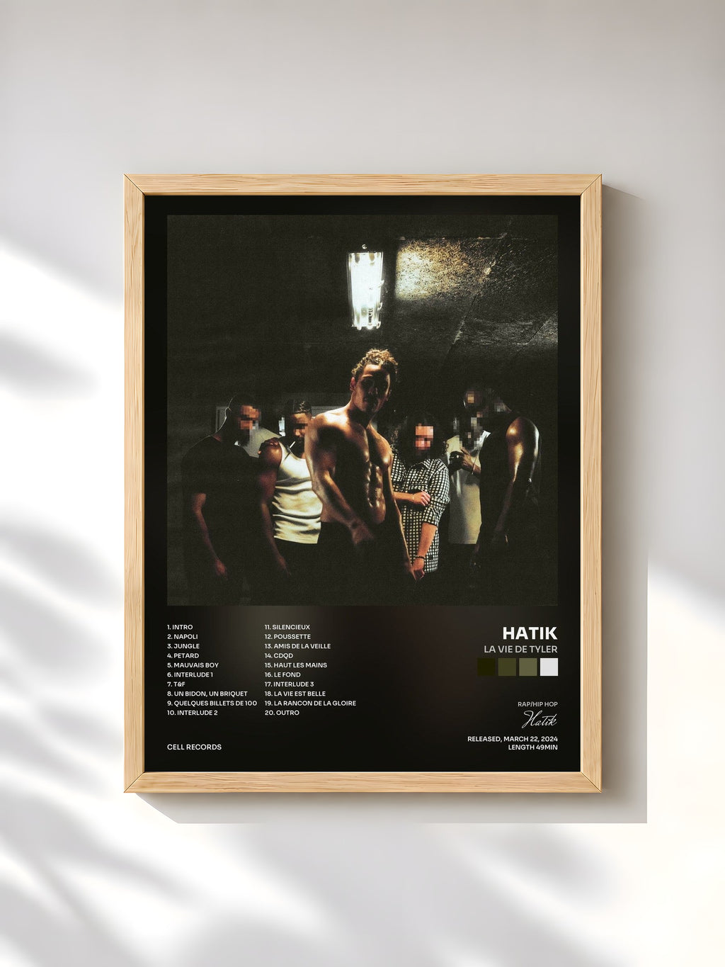 #bois Tableau de l'album LA VIE DE TYLER de Hatik, cadre en bois brut, imprimé et encadré en France