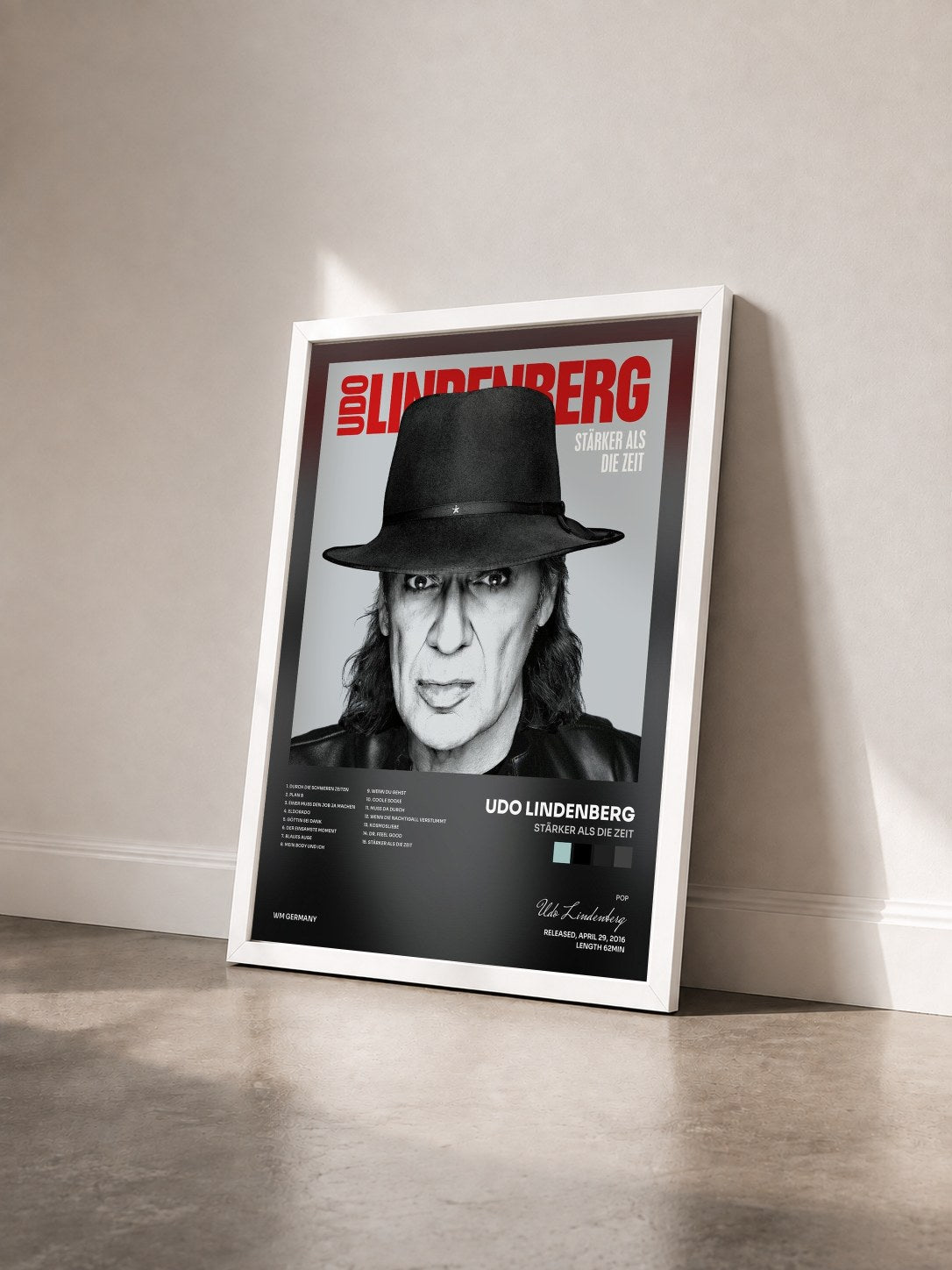 #blanc Tableau de l'album Stärker als die Zeit de Udo Lindenberg vu de trois quarts, cadre blanc