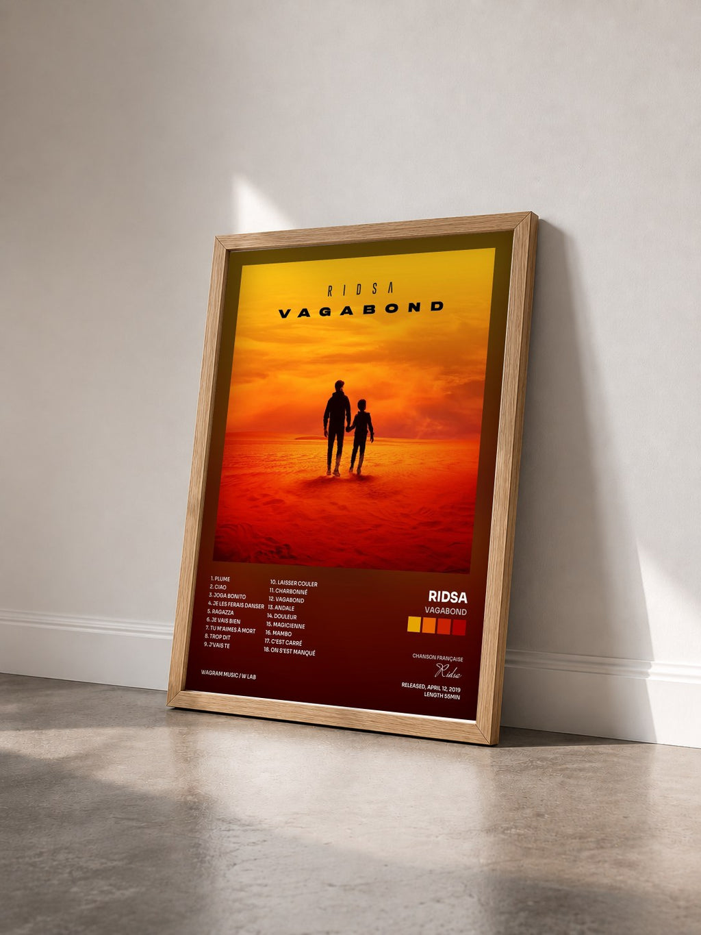 #bois Tableau de l'album Vagabond de Ridsa vu de trois quarts, cadre en bois brut