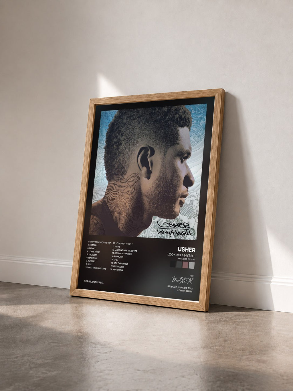 #bois Tableau de l'album Looking 4 Myself (Expanded Edition) de USHER vu de trois quarts, cadre en bois brut