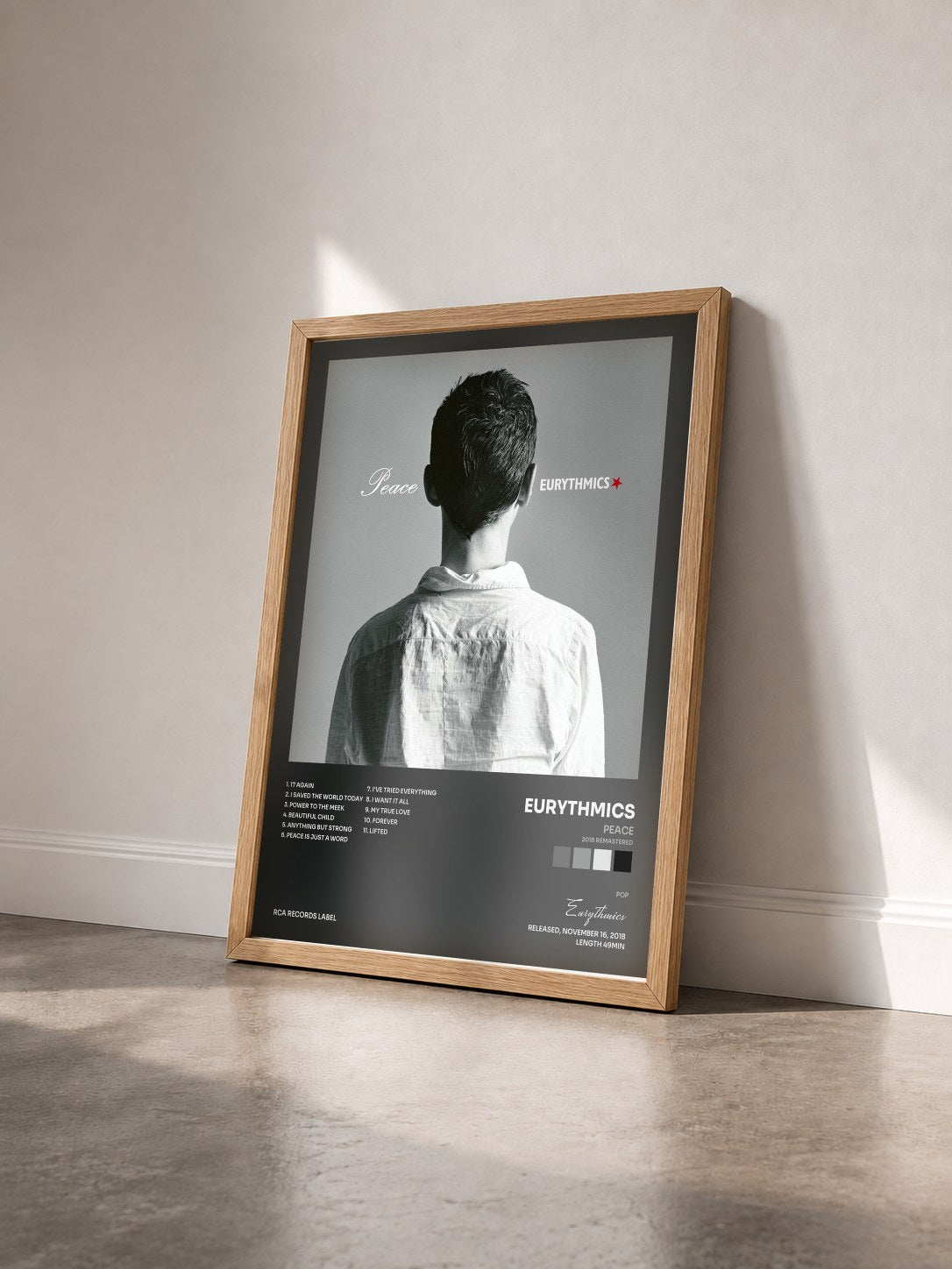 #bois Tableau de l'album Peace (2018 Remastered) de Eurythmics vu de trois quarts, cadre en bois brut