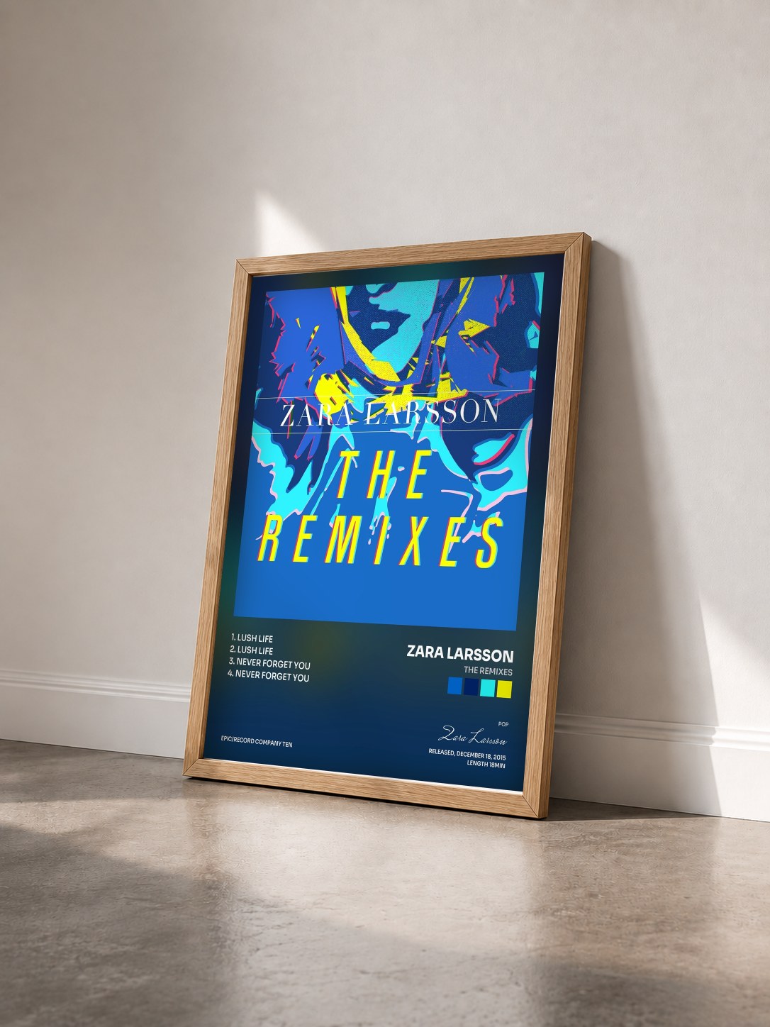 #bois Tableau de l'album The Remixes de Zara Larsson vu de trois quarts, cadre en bois brut
