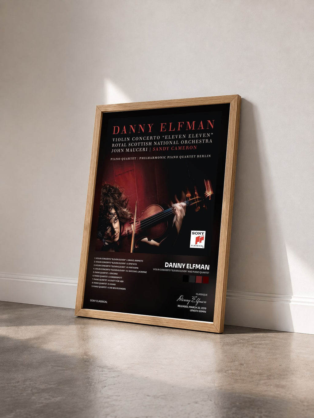 #bois Tableau de l'album Violin Concerto "Eleven Eleven" and Piano Quartet de Danny Elfman vu de trois quarts, cadre en bois brut