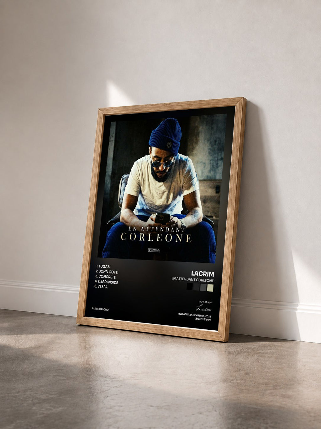 #bois Tableau de l'album En attendant Corleone de Lacrim vu de trois quarts, cadre en bois brut