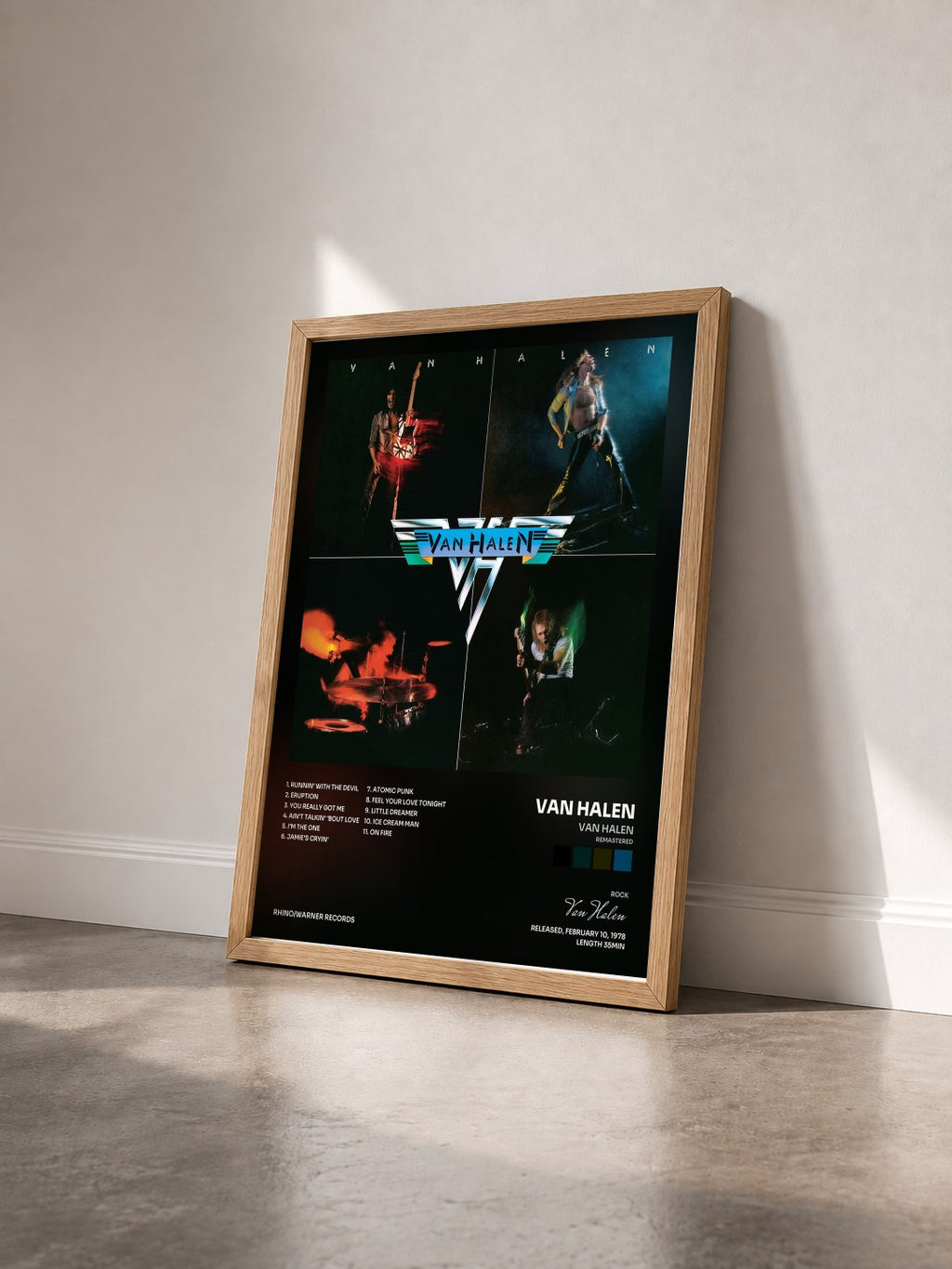 #bois Tableau de l'album Van Halen (Remastered) de Van Halen vu de trois quarts, cadre en bois brut