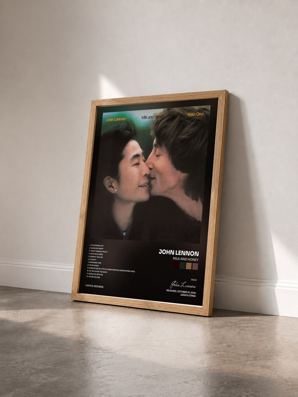 #bois Tableau de l'album Milk And Honey de John Lennon vu de trois quarts, cadre en bois brut