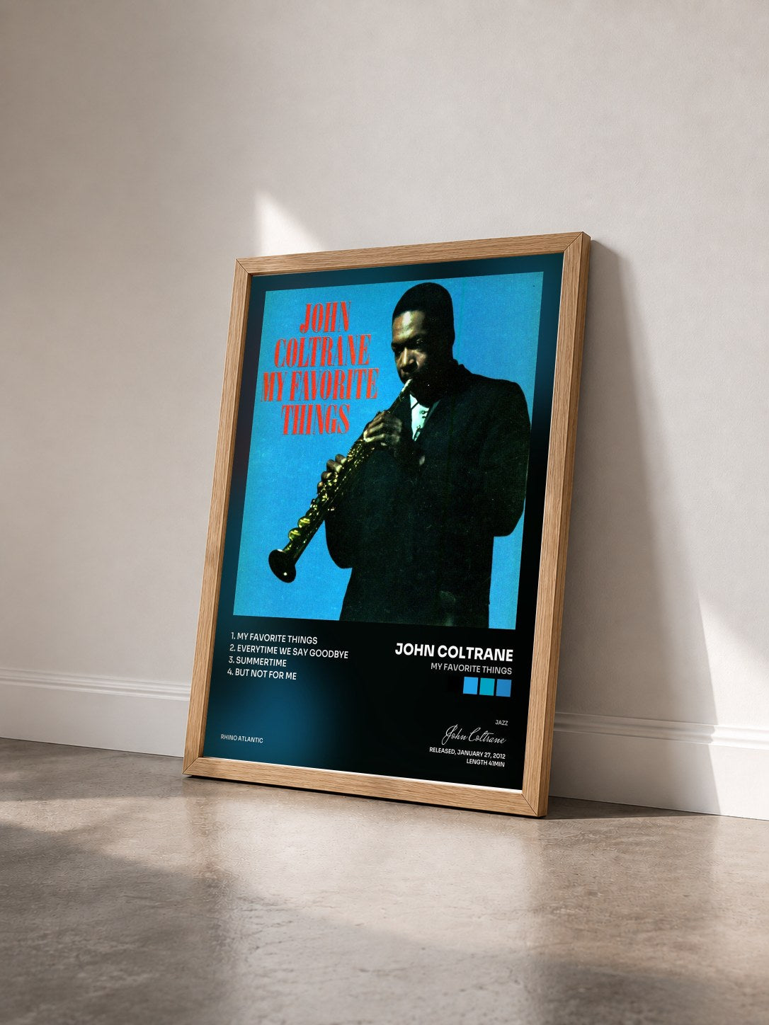 #bois Tableau de l'album My Favorite Things de John Coltrane vu de trois quarts, cadre en bois brut