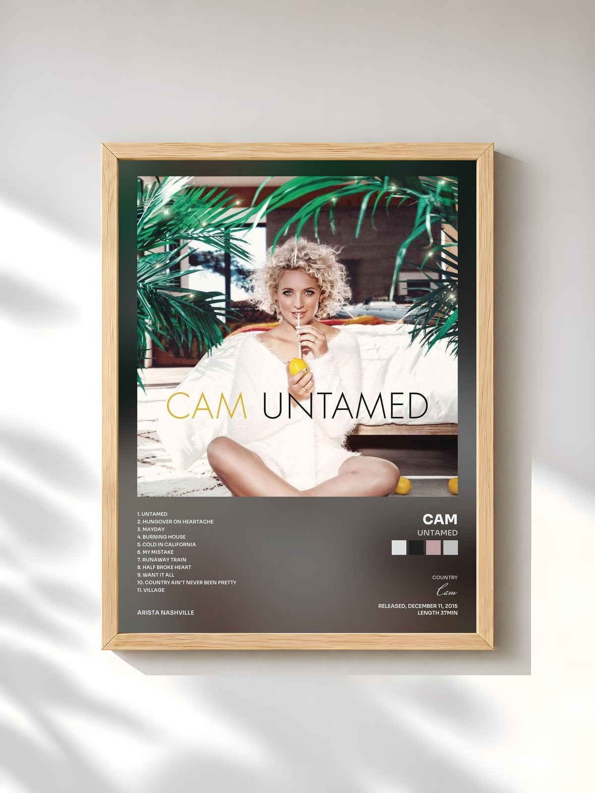 #bois Tableau de l'album Untamed de Cam, cadre en bois brut, imprimé et encadré en France