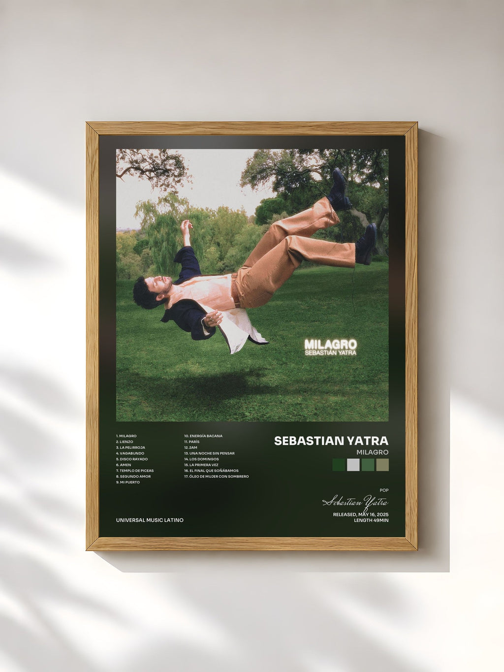 #bois Tableau de l'album Milagro de Sebastian Yatra, cadre en bois brut, imprimé et encadré en France