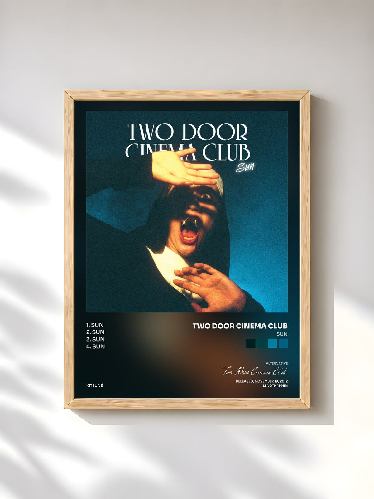#bois Tableau de l'album Sun de Two Door Cinema Club, cadre en bois brut, imprimé et encadré en France