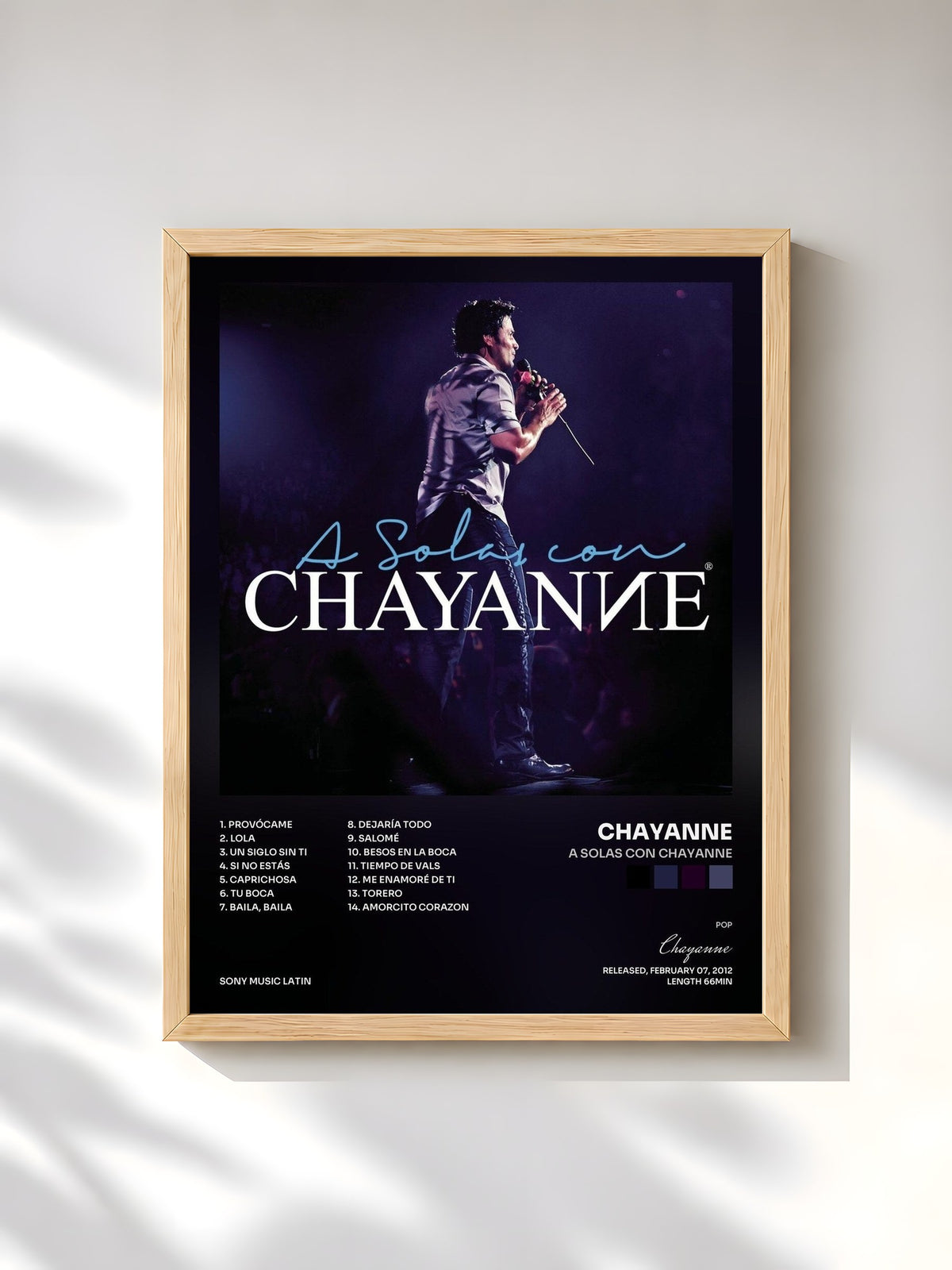 #bois Tableau de l'album A Solas Con Chayanne de Chayanne, cadre en bois brut, imprimé et encadré en France
