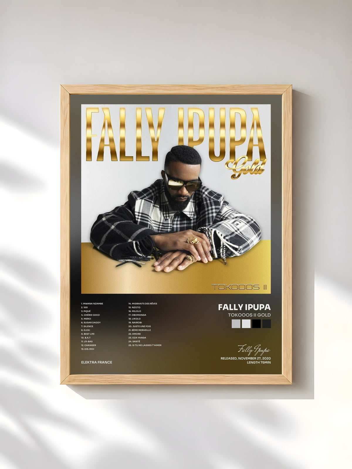 #bois Tableau de l'album Tokooos II Gold de Fally Ipupa, cadre en bois brut, imprimé et encadré en France