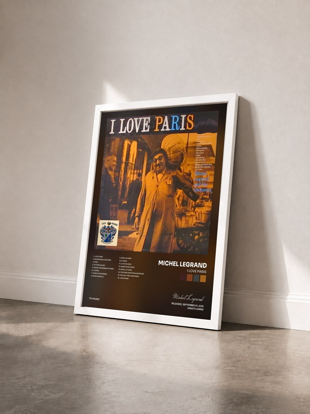 #blanc Tableau de l'album I Love Paris de Michel Legrand vu de trois quarts, cadre blanc