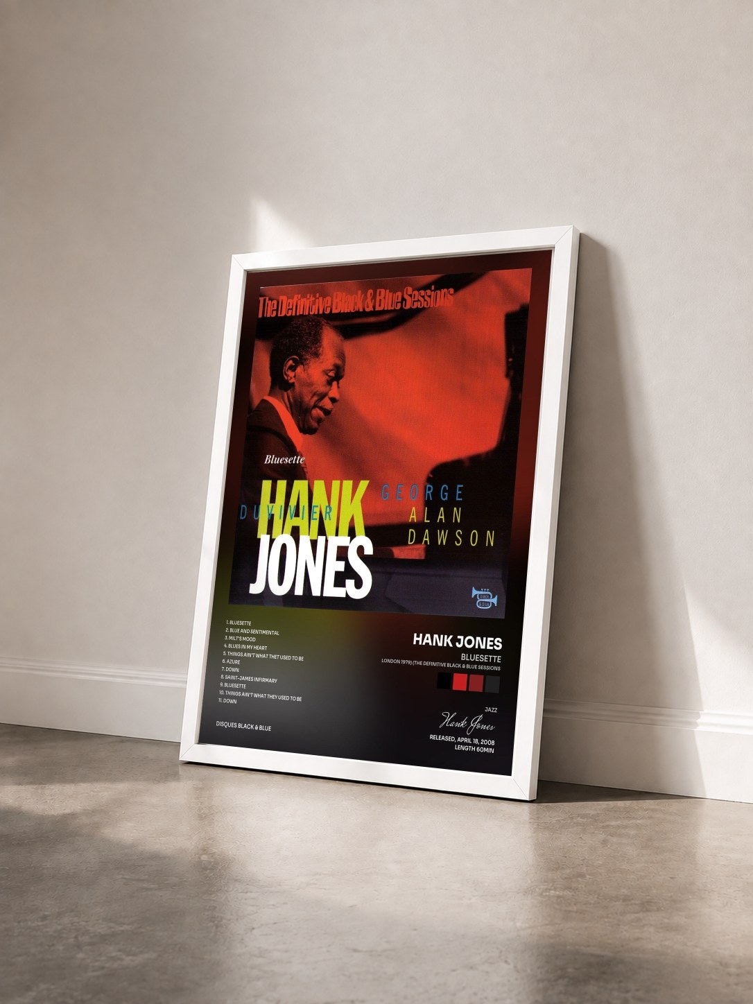 #blanc Tableau de l'album Bluesette (London 1979) (The Definitive Black & Blue Sessions) de Hank Jones vu de trois quarts, cadre blanc