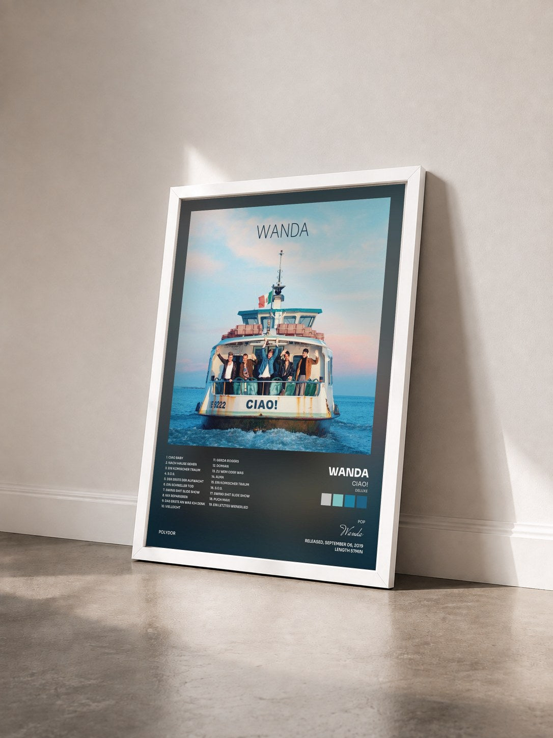 #blanc Tableau de l'album Ciao! (Deluxe) de Wanda vu de trois quarts, cadre blanc