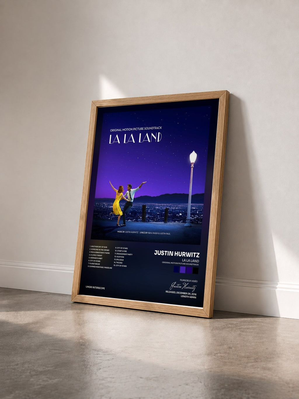 #bois Tableau de l'album La La Land (Original Motion Picture Soundtrack) de Justin Hurwitz vu de trois quarts, cadre en bois brut