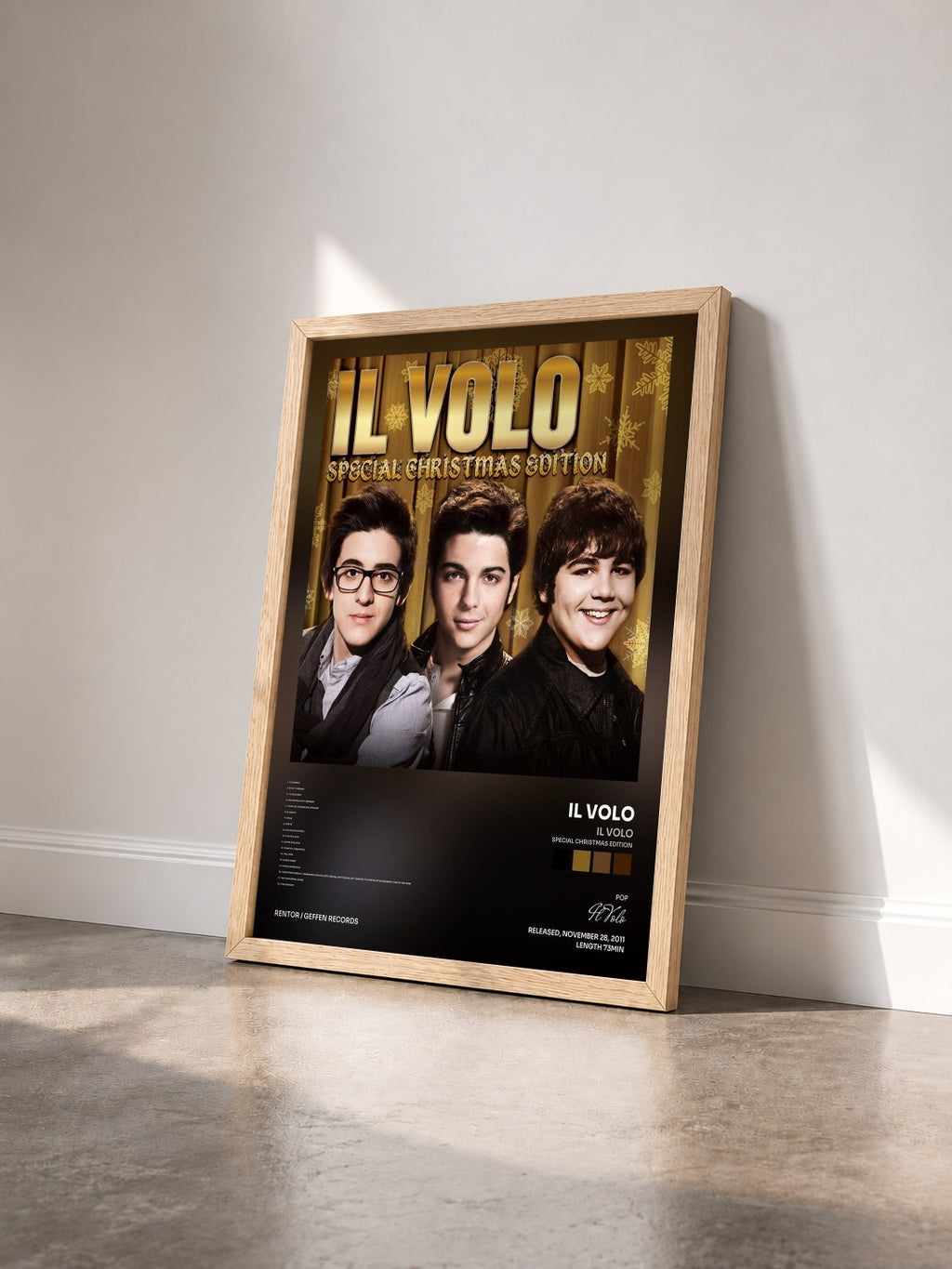 #bois Tableau de l'album Il Volo (Special Christmas Edition) de Il Volo vu de trois quarts, cadre en bois brut