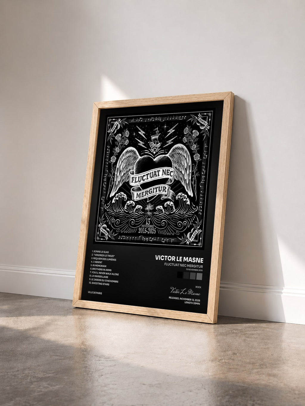 #bois Tableau de l'album FLUCTUAT NEC MERGITUR (13 novembre 2015) de Victor Le Masne vu de trois quarts, cadre en bois brut