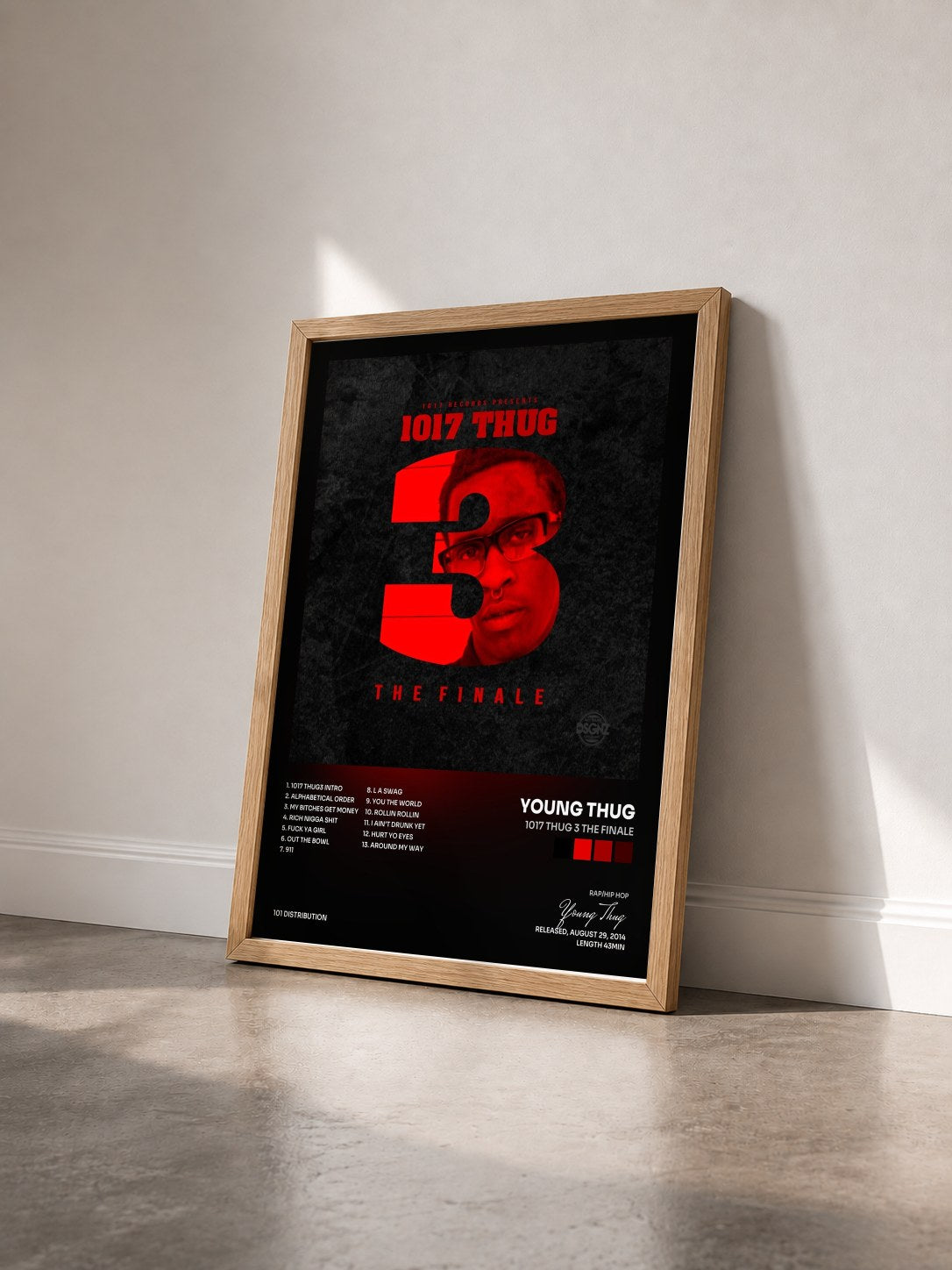 #bois Tableau de l'album 1017 Thug 3 The Finale de Young Thug vu de trois quarts, cadre en bois brut