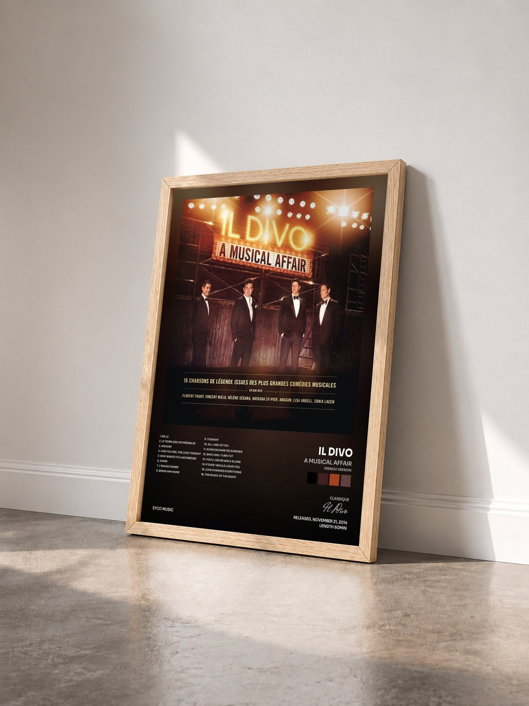 #bois Tableau de l'album A Musical Affair (French Version) de Il Divo vu de trois quarts, cadre en bois brut