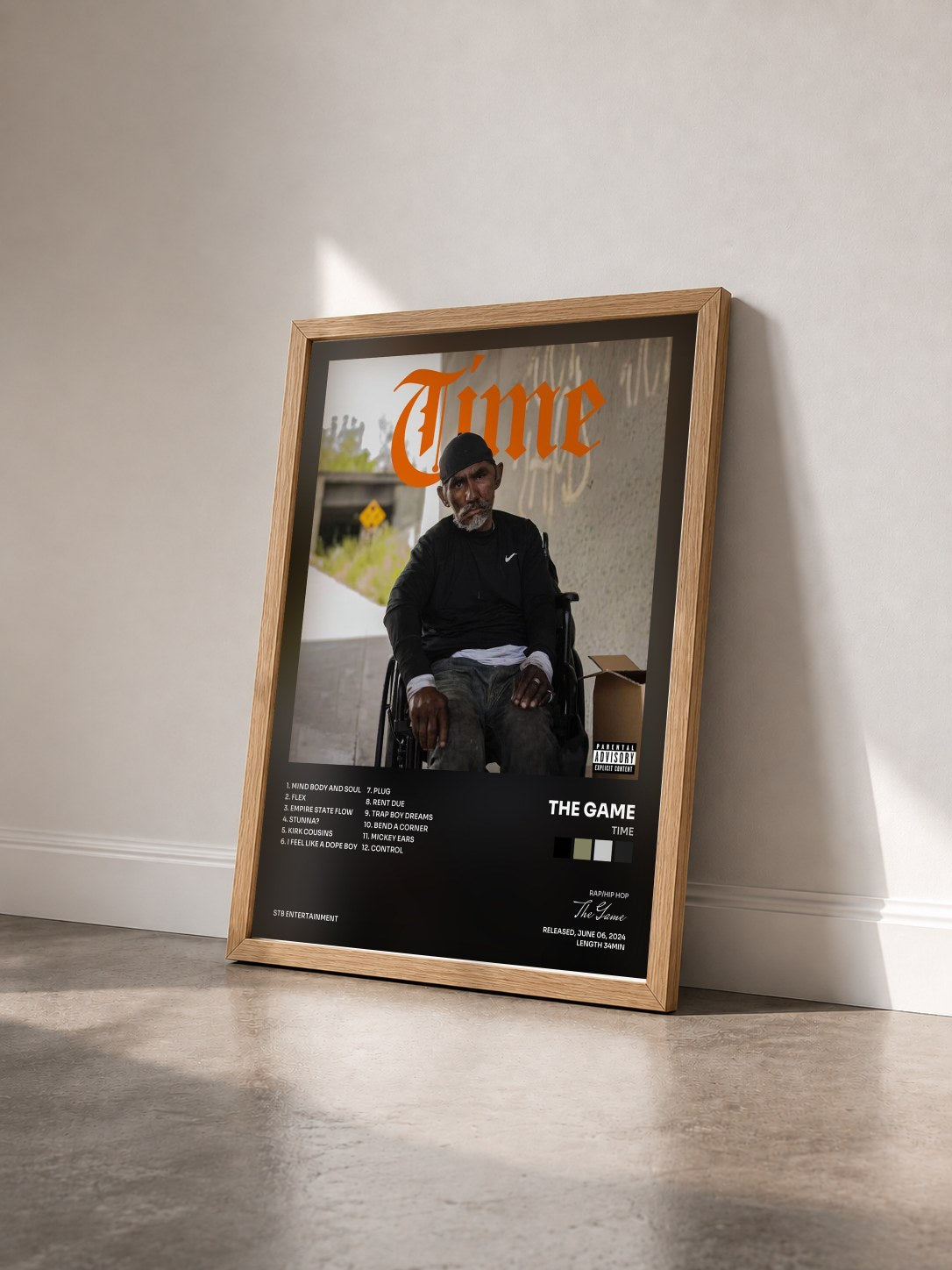 #bois Tableau de l'album Time de The Game vu de trois quarts, cadre en bois brut