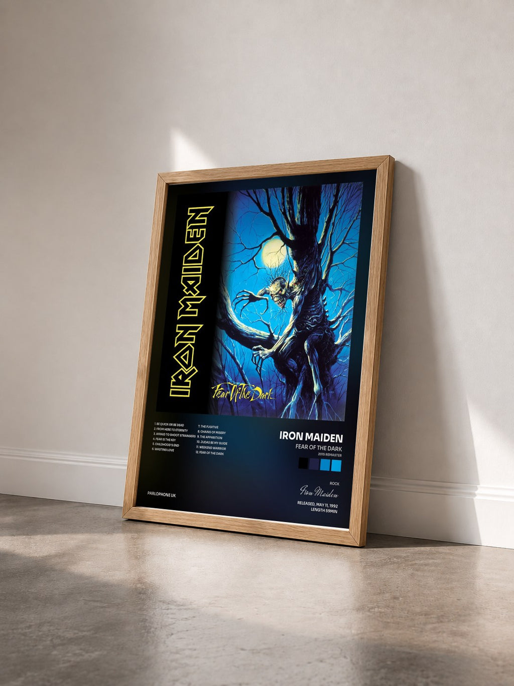 #bois Tableau de l'album Fear of the Dark (2015 Remaster) de Iron Maiden vu de trois quarts, cadre en bois brut