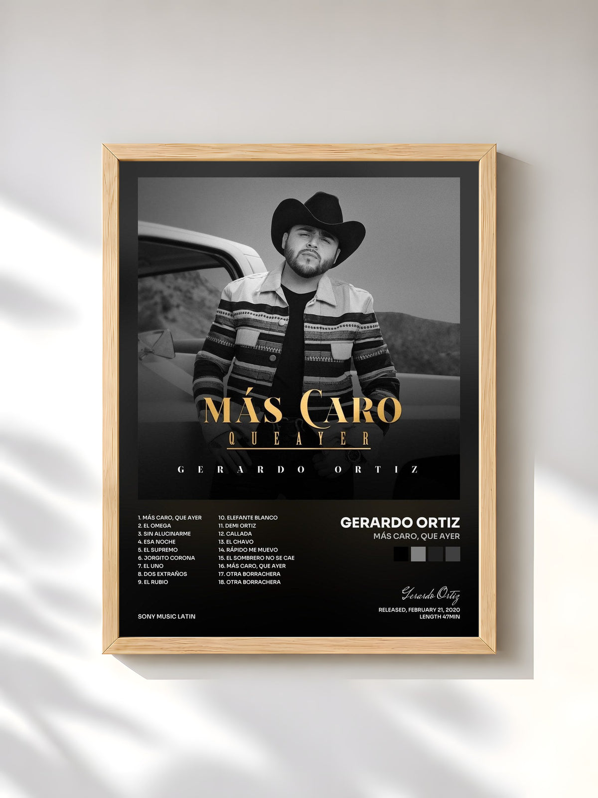 #bois Tableau de l'album Más Caro, que ayer de Gerardo Ortiz, cadre en bois brut, imprimé et encadré en France