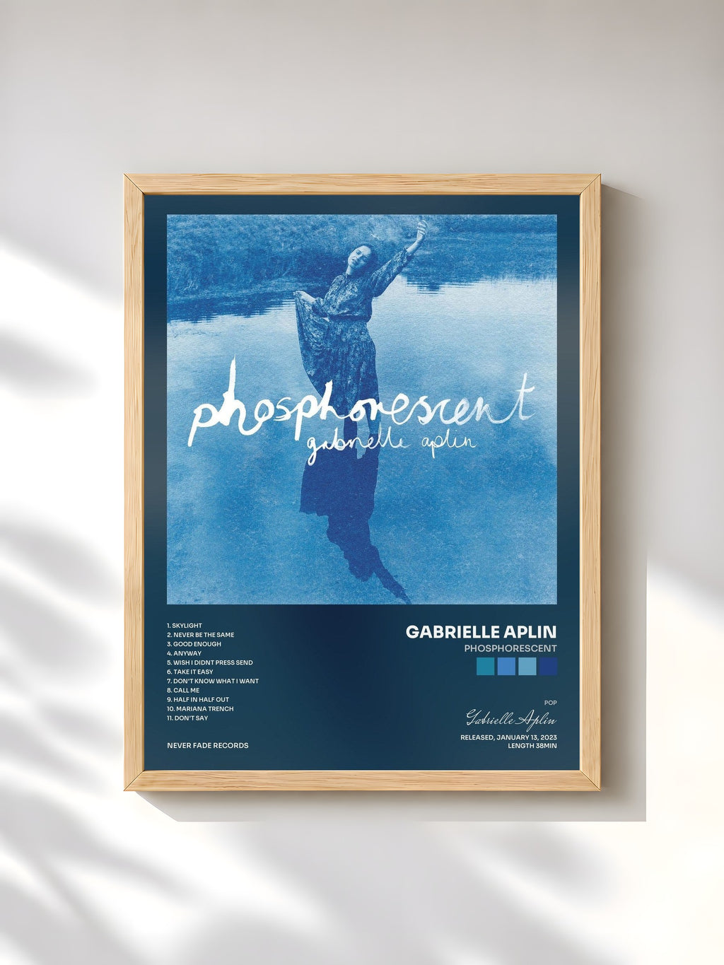 #bois Tableau de l'album Phosphorescent de Gabrielle Aplin, cadre en bois brut, imprimé et encadré en France