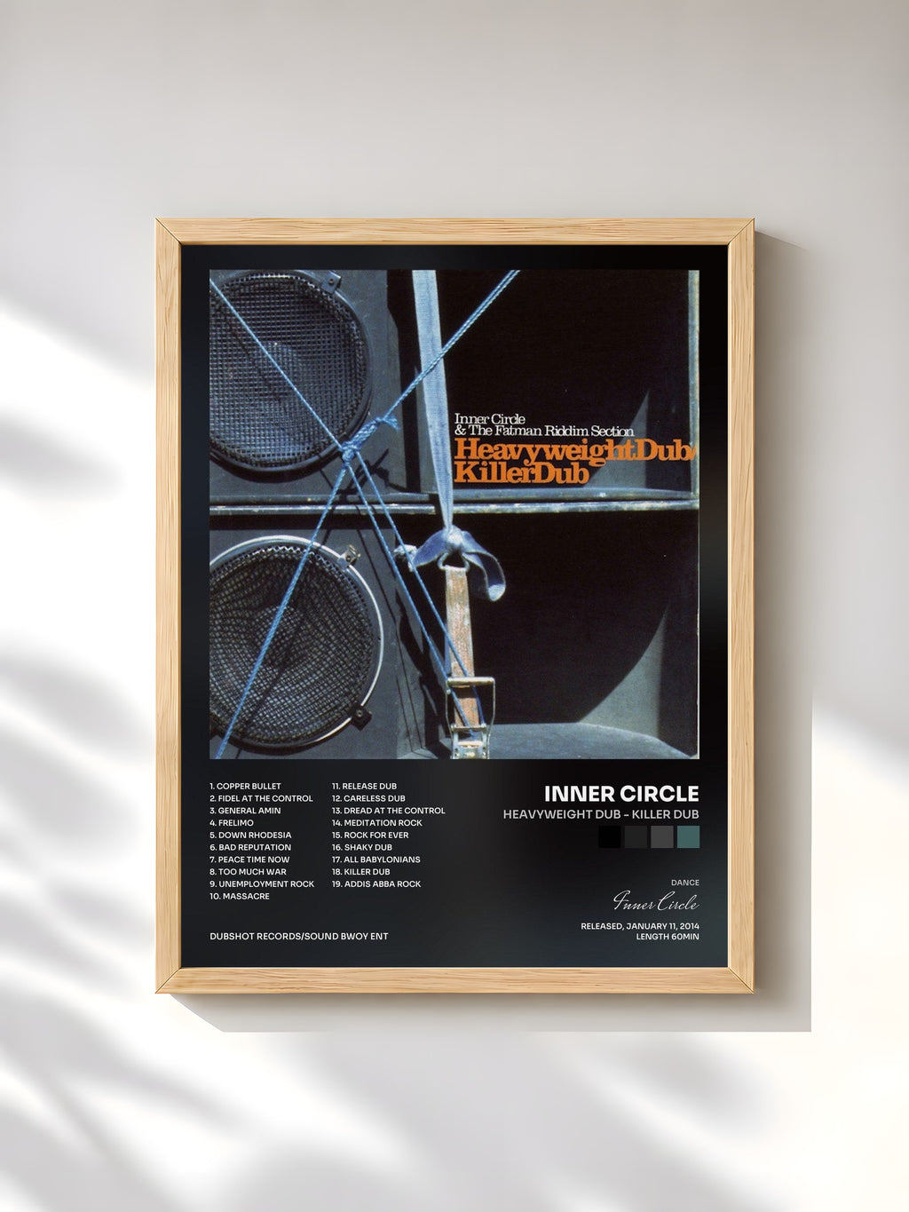 #bois Tableau de l'album Heavyweight Dub - Killer Dub de Inner Circle, cadre en bois brut, imprimé et encadré en France