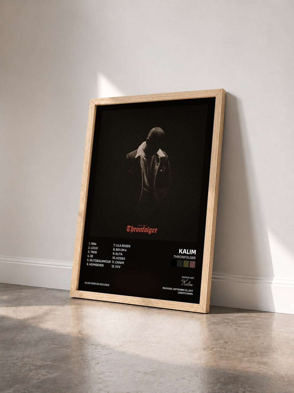 #bois Tableau de l'album Thronfolger de Kalim vu de trois quarts, cadre en bois brut