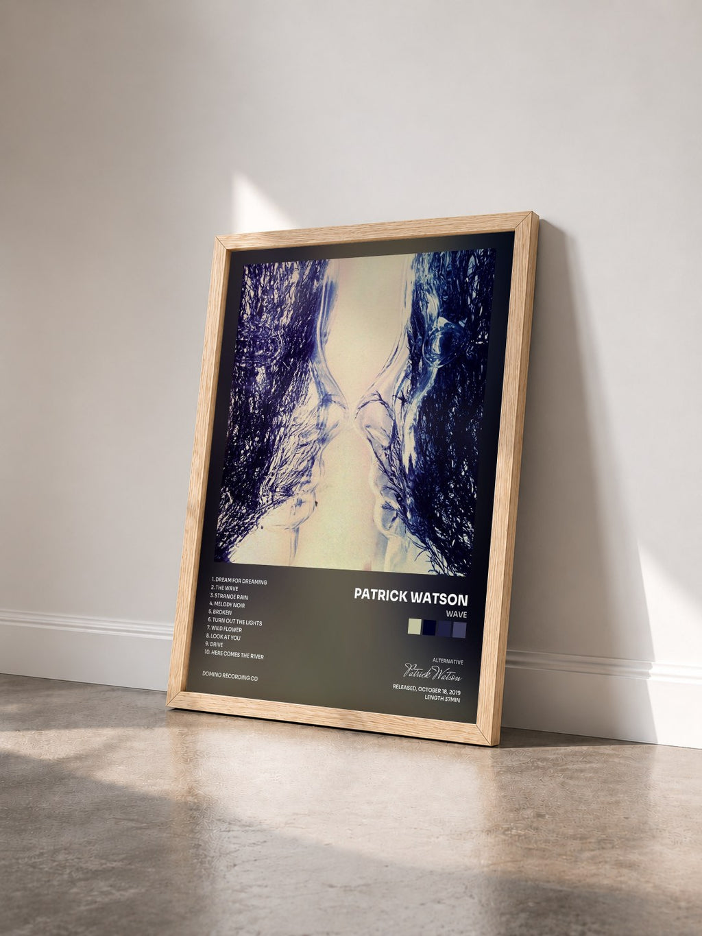 #bois Tableau de l'album Wave de Patrick Watson vu de trois quarts, cadre en bois brut