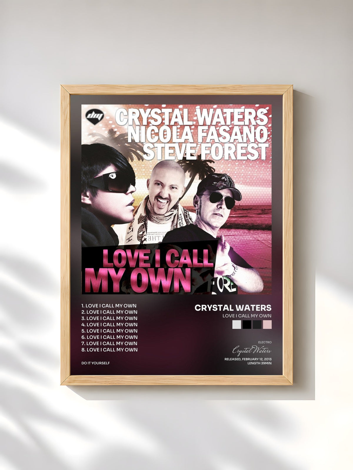 #bois Tableau de l'album Love I Call My Own de Crystal Waters, cadre en bois brut, imprimé et encadré en France