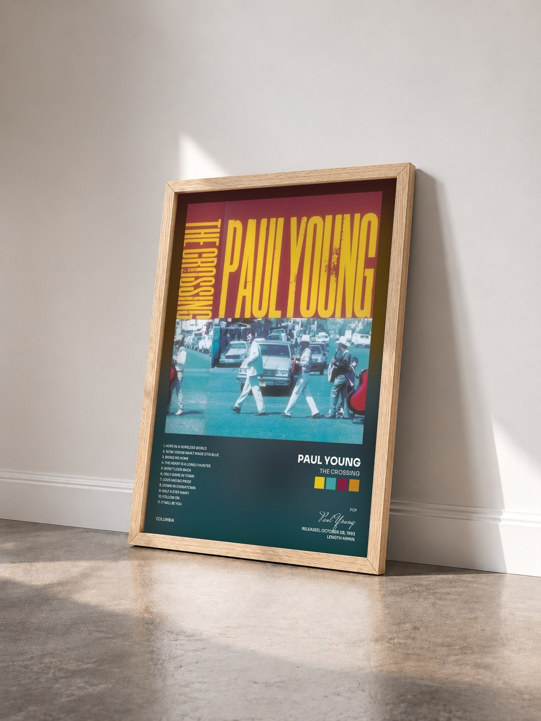 #bois Tableau de l'album THE CROSSING de Paul Young vu de trois quarts, cadre en bois brut