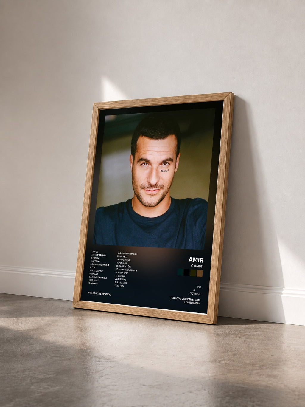 #bois Tableau de l'album C amir² de Amir vu de trois quarts, cadre en bois brut