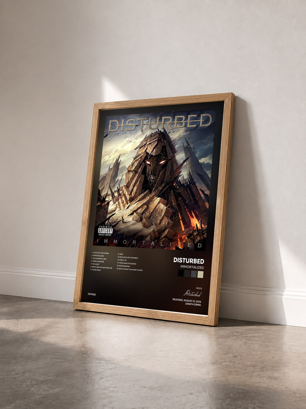 #bois Tableau de l'album Immortalized de Disturbed vu de trois quarts, cadre en bois brut