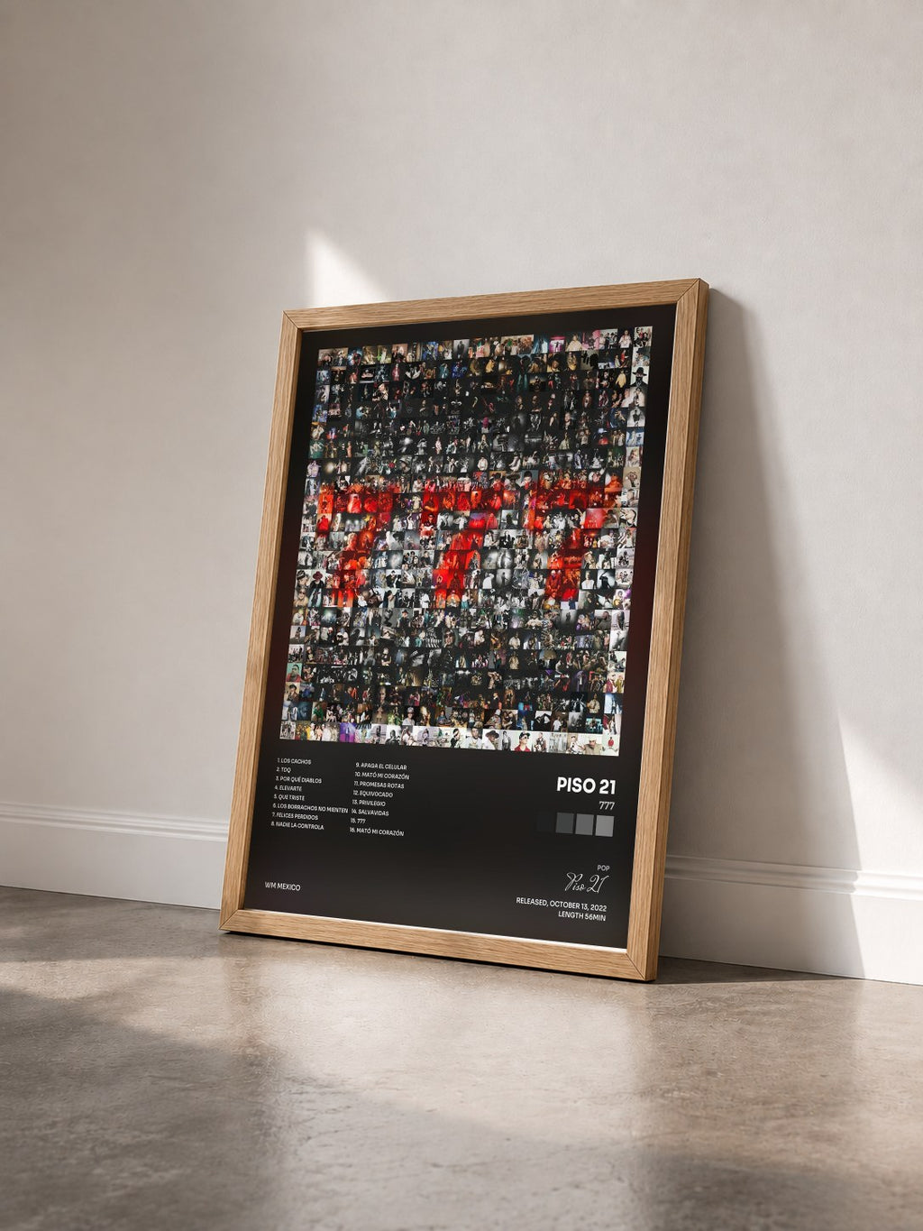 #bois Tableau de l'album 777 de Piso 21 vu de trois quarts, cadre en bois brut