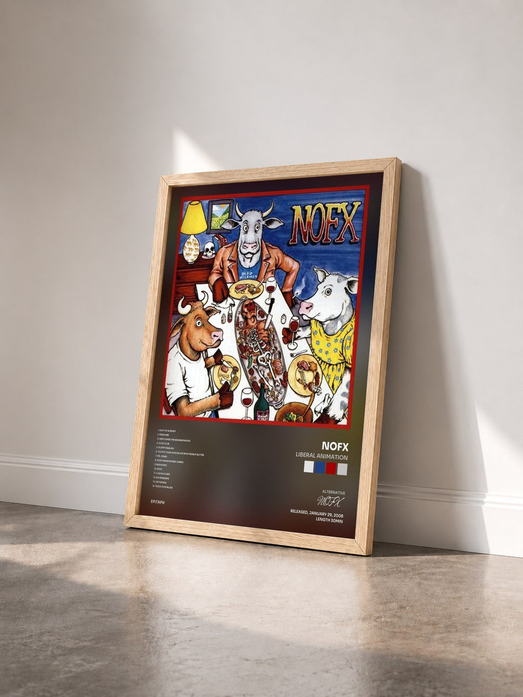 #bois Tableau de l'album Liberal Animation de NOFX vu de trois quarts, cadre en bois brut