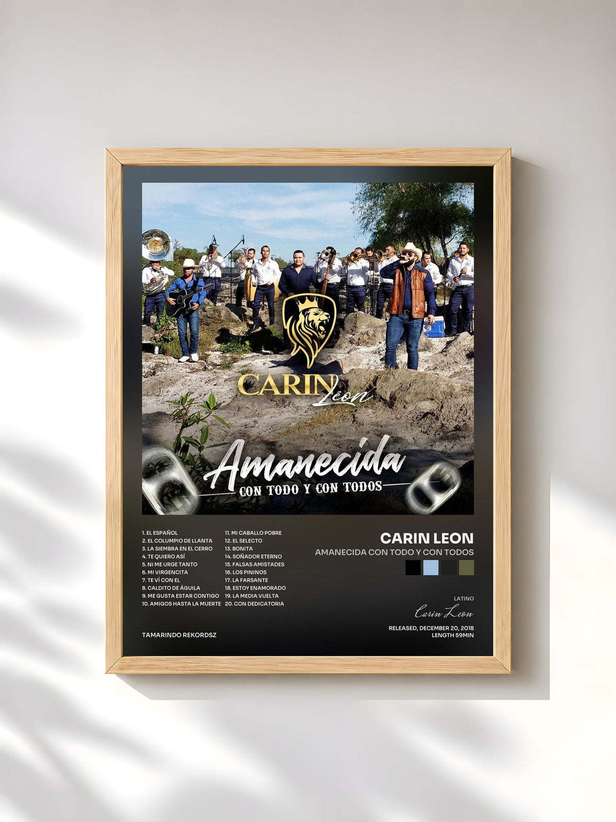 #bois Tableau de l'album Amanecida Con Todo y Con Todos de Carin Leon, cadre en bois brut, imprimé et encadré en France