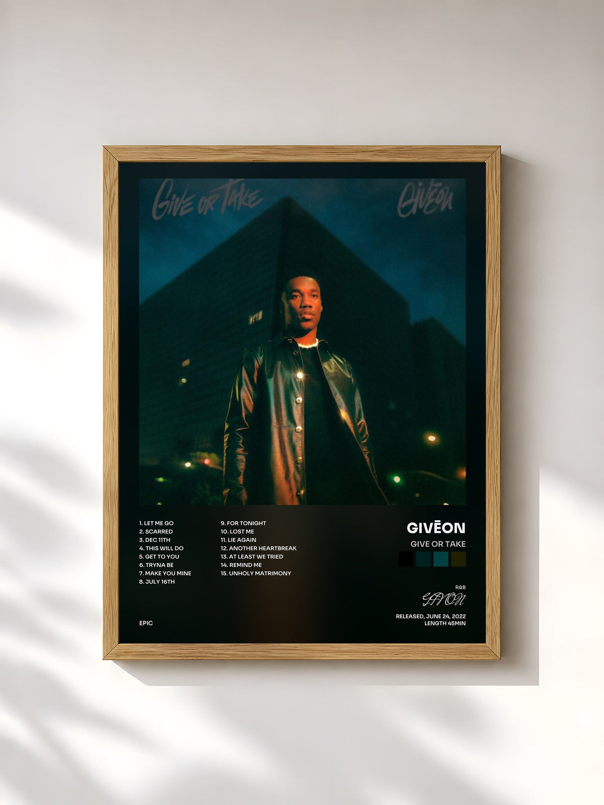 #bois Tableau de l'album Give Or Take de GIVĒON, cadre en bois brut, imprimé et encadré en France