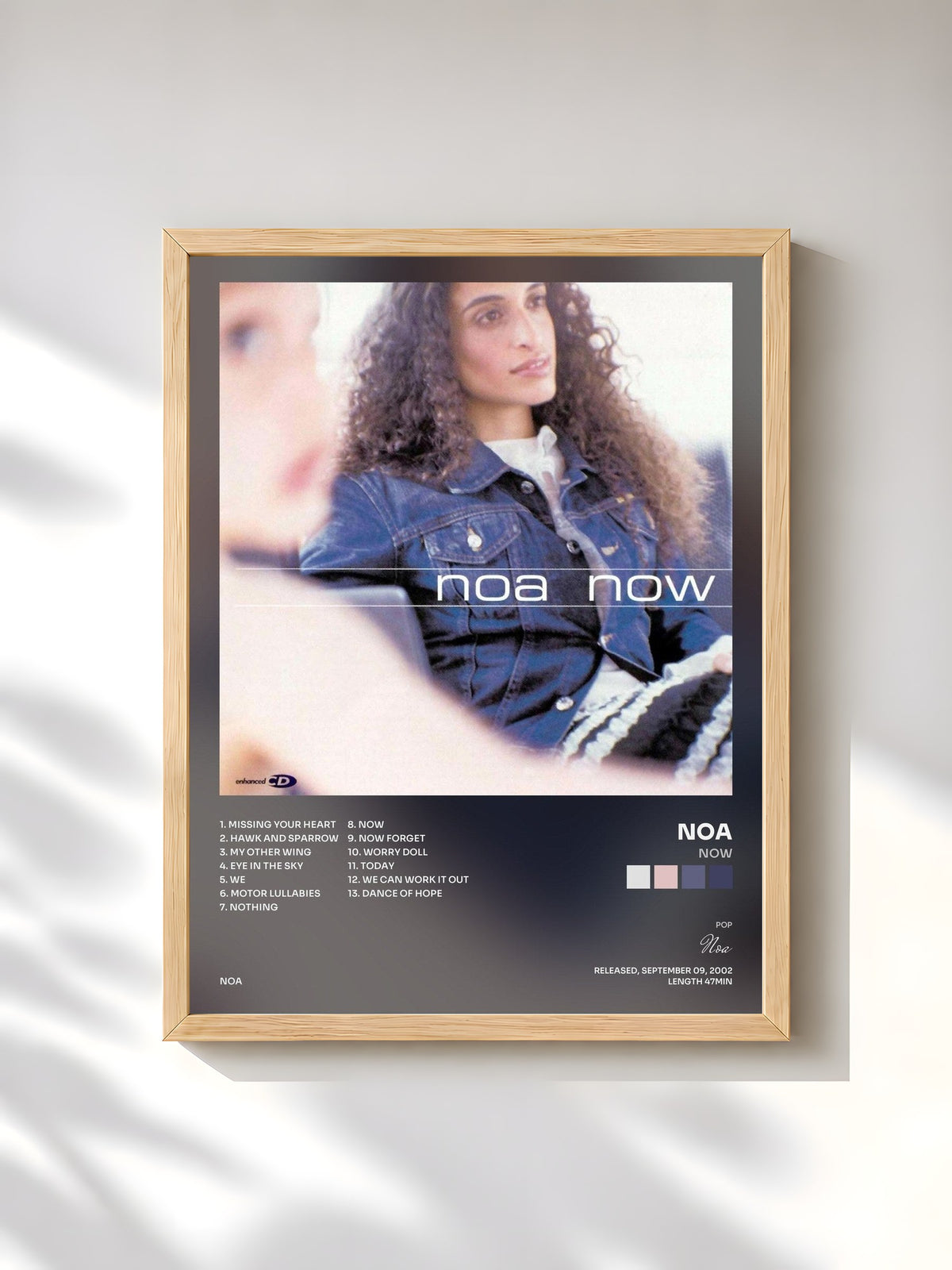#bois Tableau de l'album Now de Noa, cadre en bois brut, imprimé et encadré en France