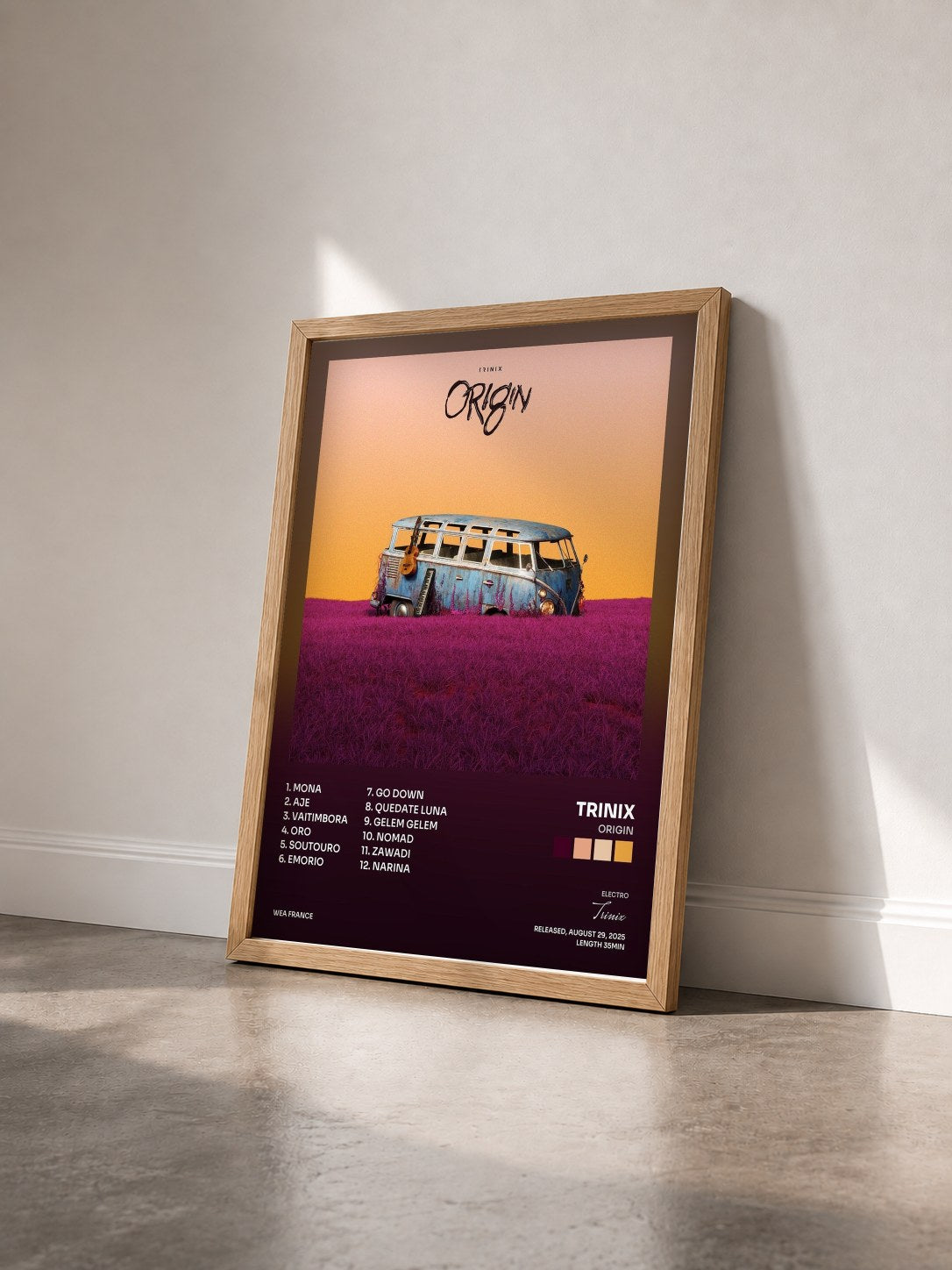 #bois Tableau de l'album Origin de Trinix vu de trois quarts, cadre en bois brut