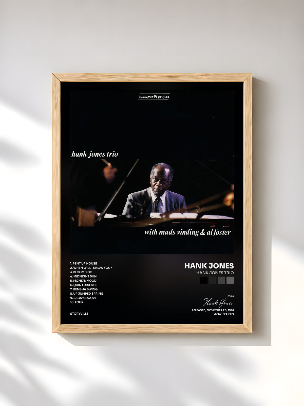 #bois Tableau de l'album Hank Jones Trio de Hank Jones, cadre en bois brut, imprimé et encadré en France