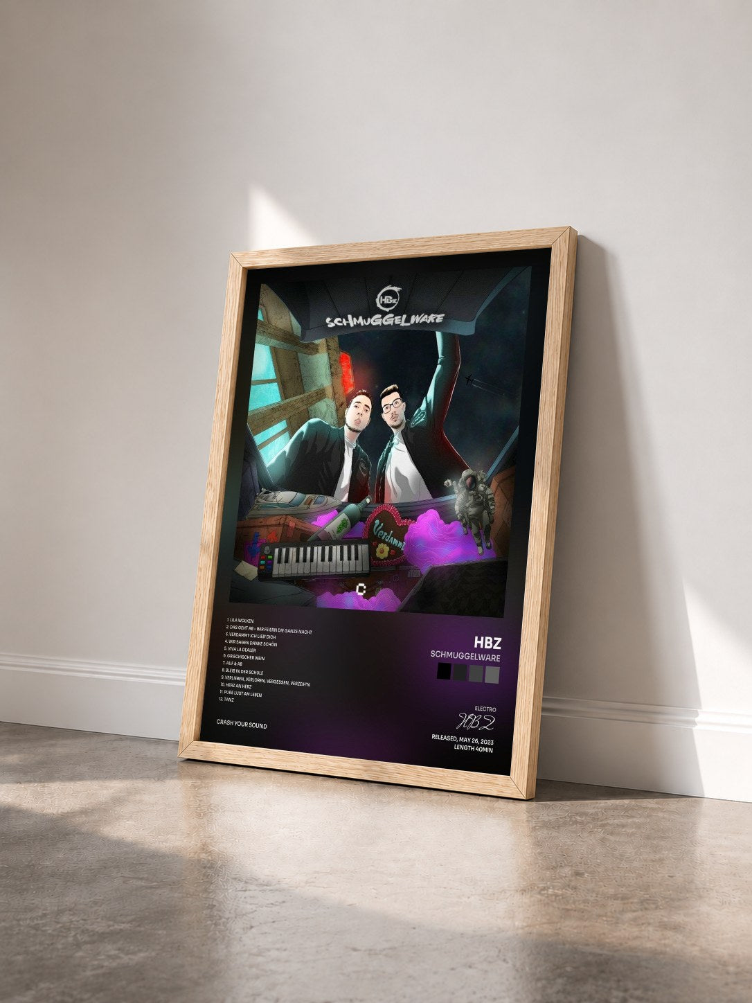 #bois Tableau de l'album Schmuggelware de HBZ vu de trois quarts, cadre en bois brut