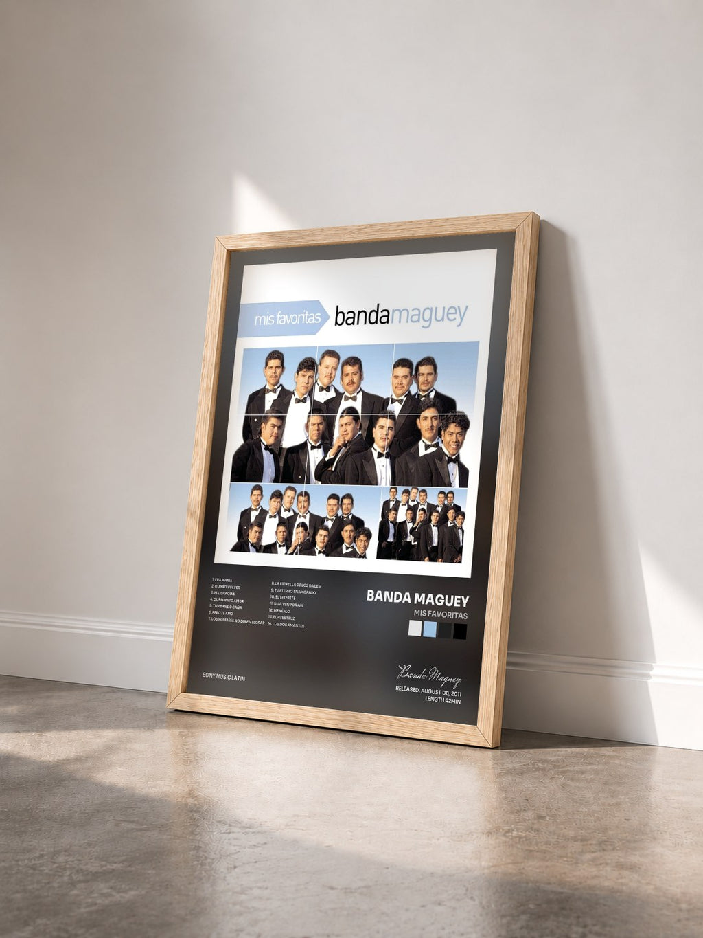 #bois Tableau de l'album Mis Favoritas de Banda Maguey vu de trois quarts, cadre en bois brut