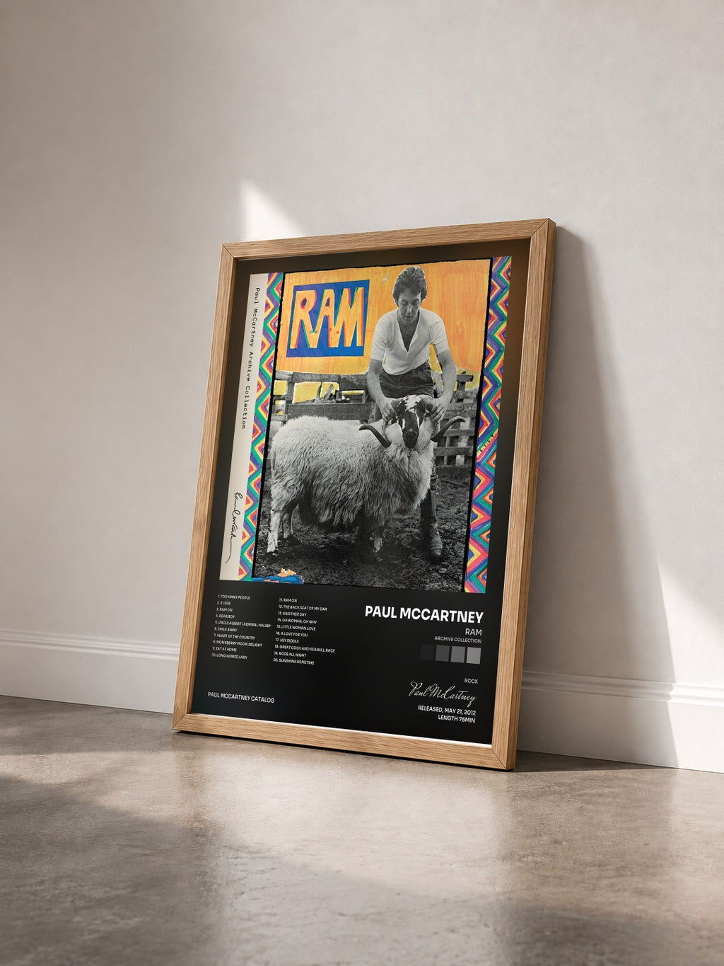 #bois Tableau de l'album RAM (Archive Collection) de Paul McCartney vu de trois quarts, cadre en bois brut
