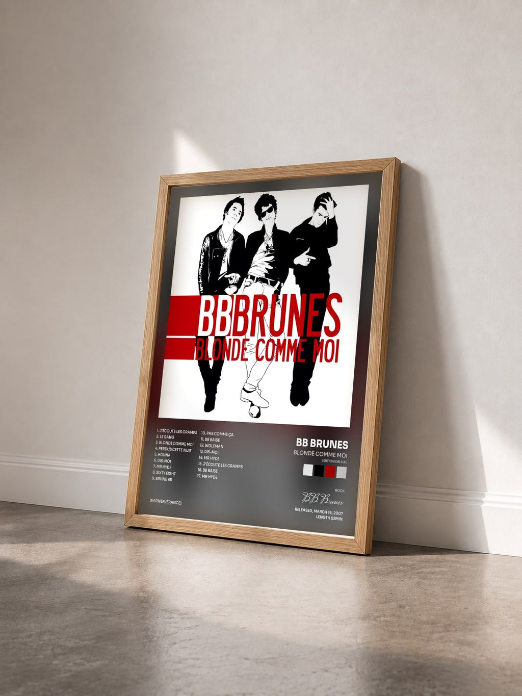 #bois Tableau de l'album Blonde comme moi (Edition Deluxe) de BB Brunes vu de trois quarts, cadre en bois brut