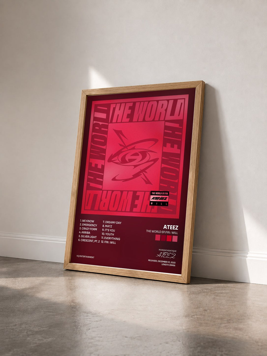 #bois Tableau de l'album THE WORLD EP.FIN : WILL de ATEEZ vu de trois quarts, cadre en bois brut